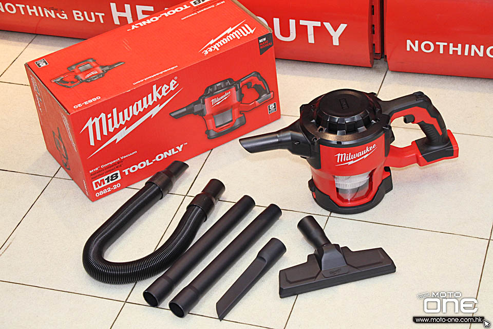 2017 MILWAUKEE M18 Compact Vacuum