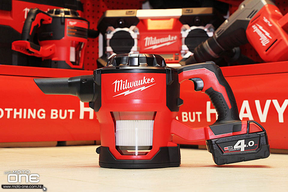 2017 MILWAUKEE M18 Compact Vacuum