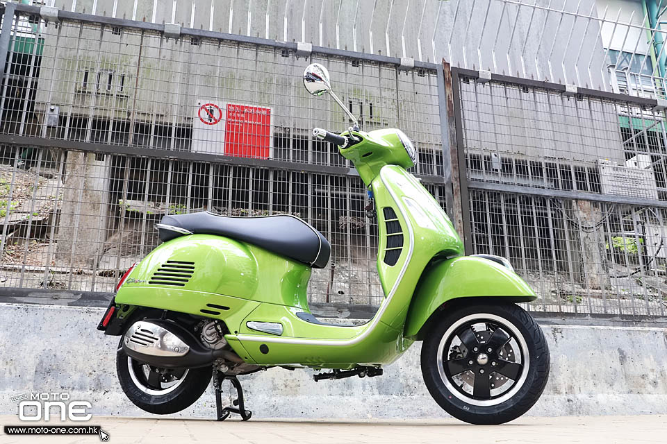 2017 Vespa GTS 300 Super 