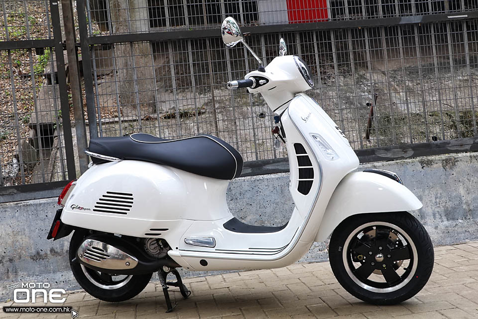 2017 Vespa GTS 300 Super 