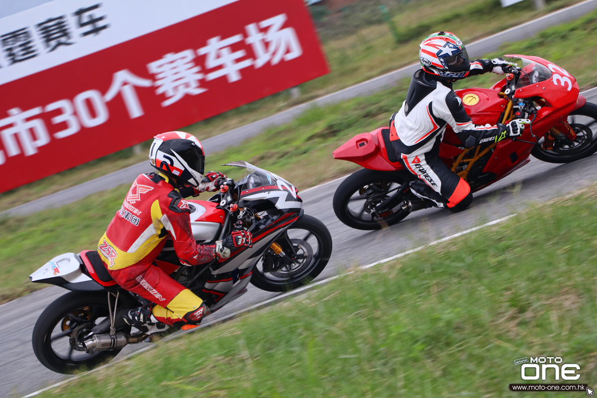 motorcycle racing