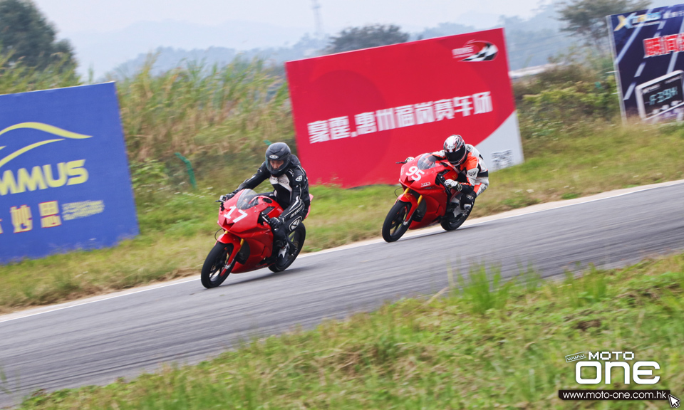 motorcycle racing