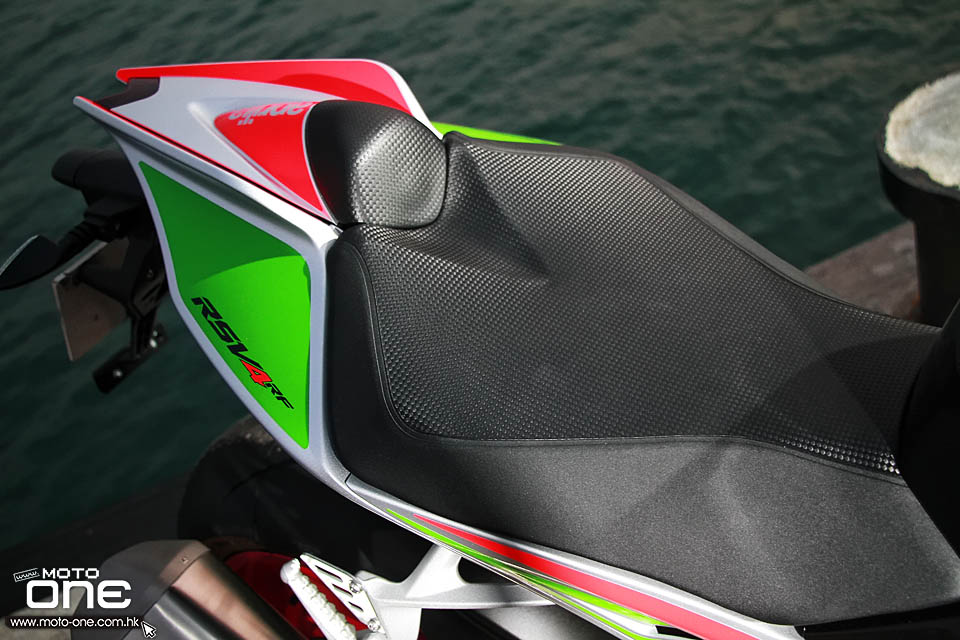 2017 APRILIA RSV4 RF Tuono 1100 Factory