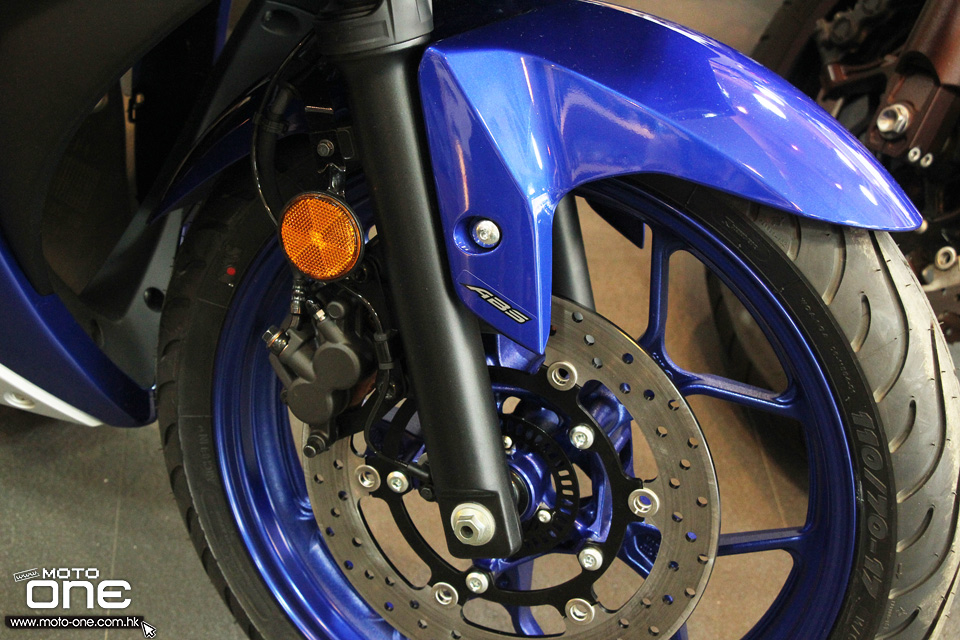 YAMAHA YZF-R3