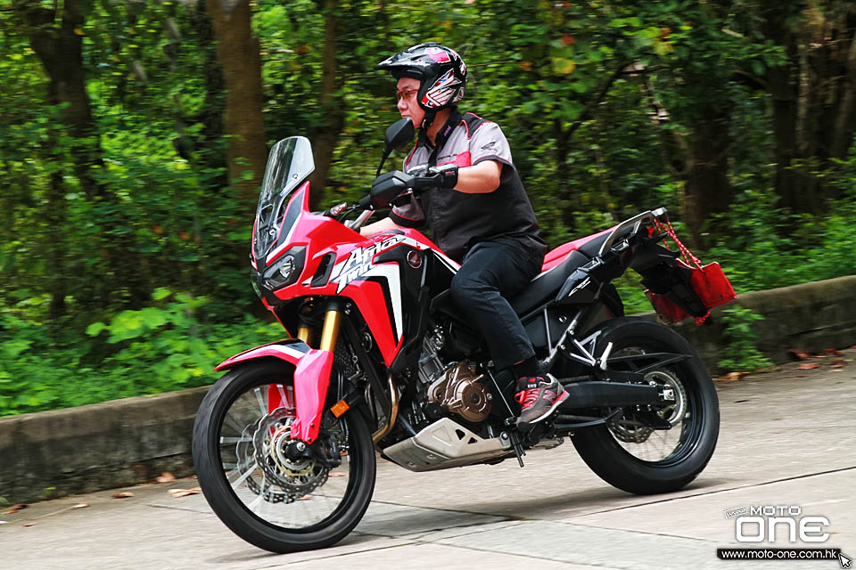 2017 HONDA CRF1000L Africa Twin