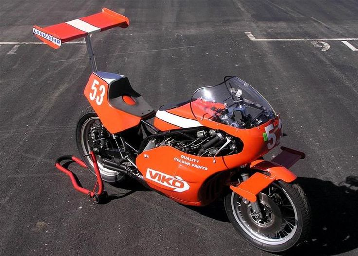 YAMAHA TZ750