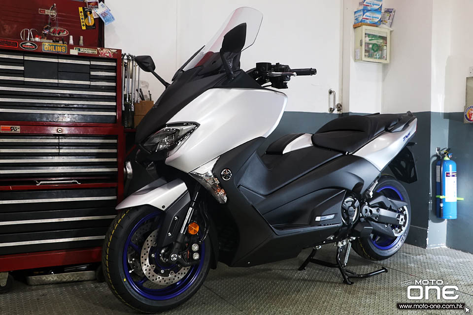 2017 YAMAHA TMAX DX SX