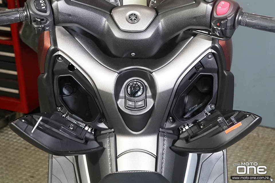 2017 YAMAHA X-MAX300