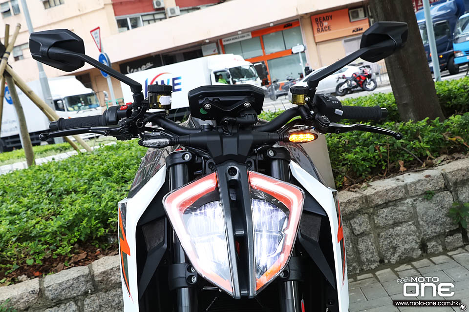 2017 KTM 1290 Super Duke R