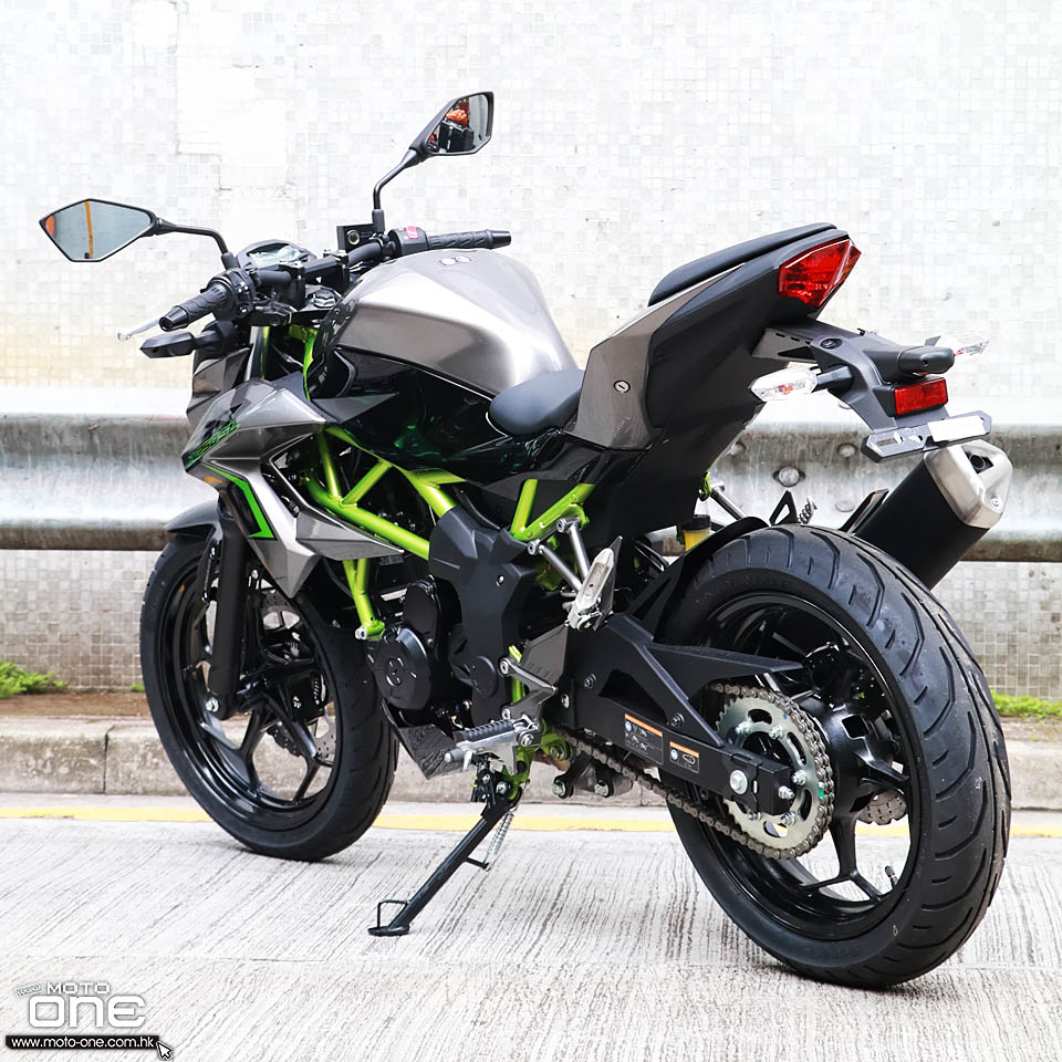 2017 KAWASAKI Z250SL