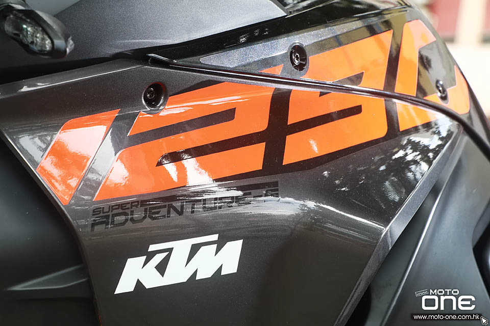 2017 KTM 1290 SUPER ADVENTURE R S T