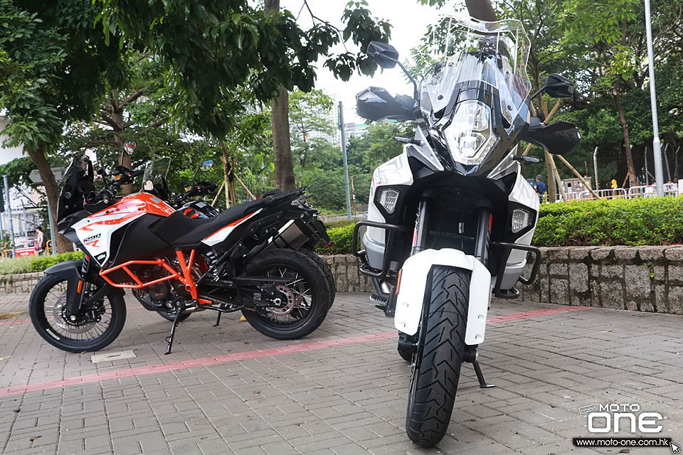 2017 KTM 1290 SUPER ADVENTURE R S T