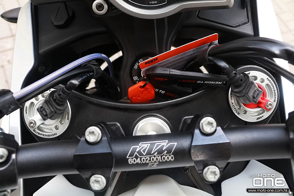 2017 KTM 1290 SUPER ADVENTURE R S T
