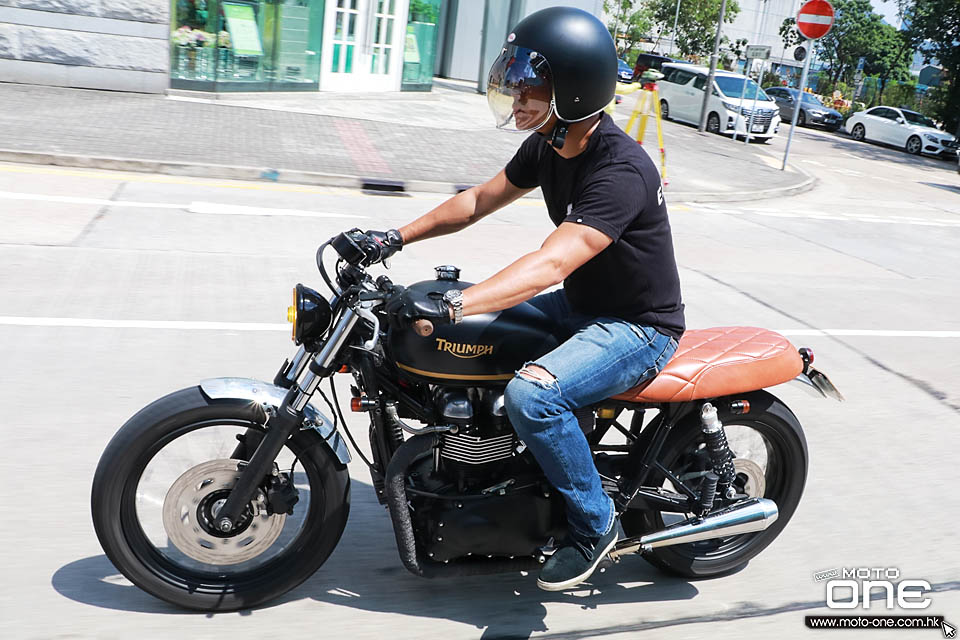 2017 Triumph T100 Cafer Racer