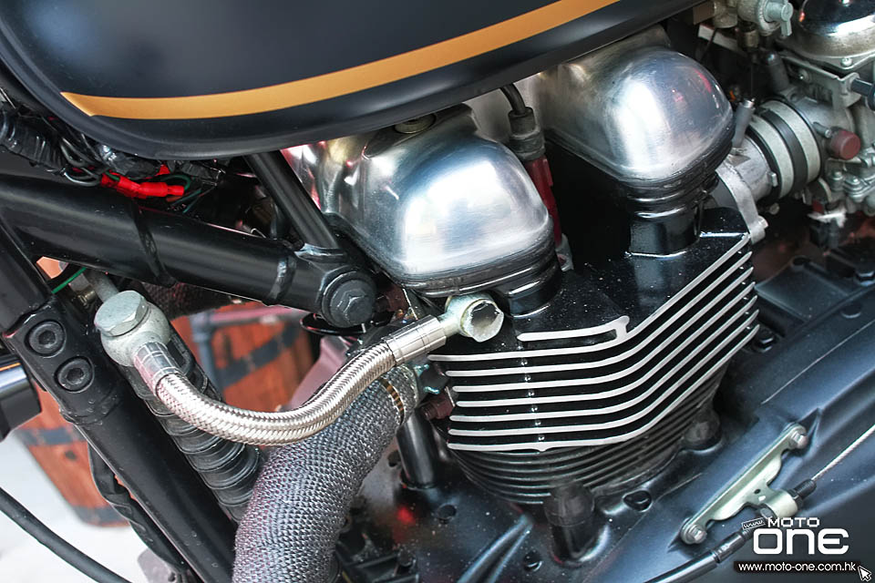 2017 Triumph T100 Cafer Racer