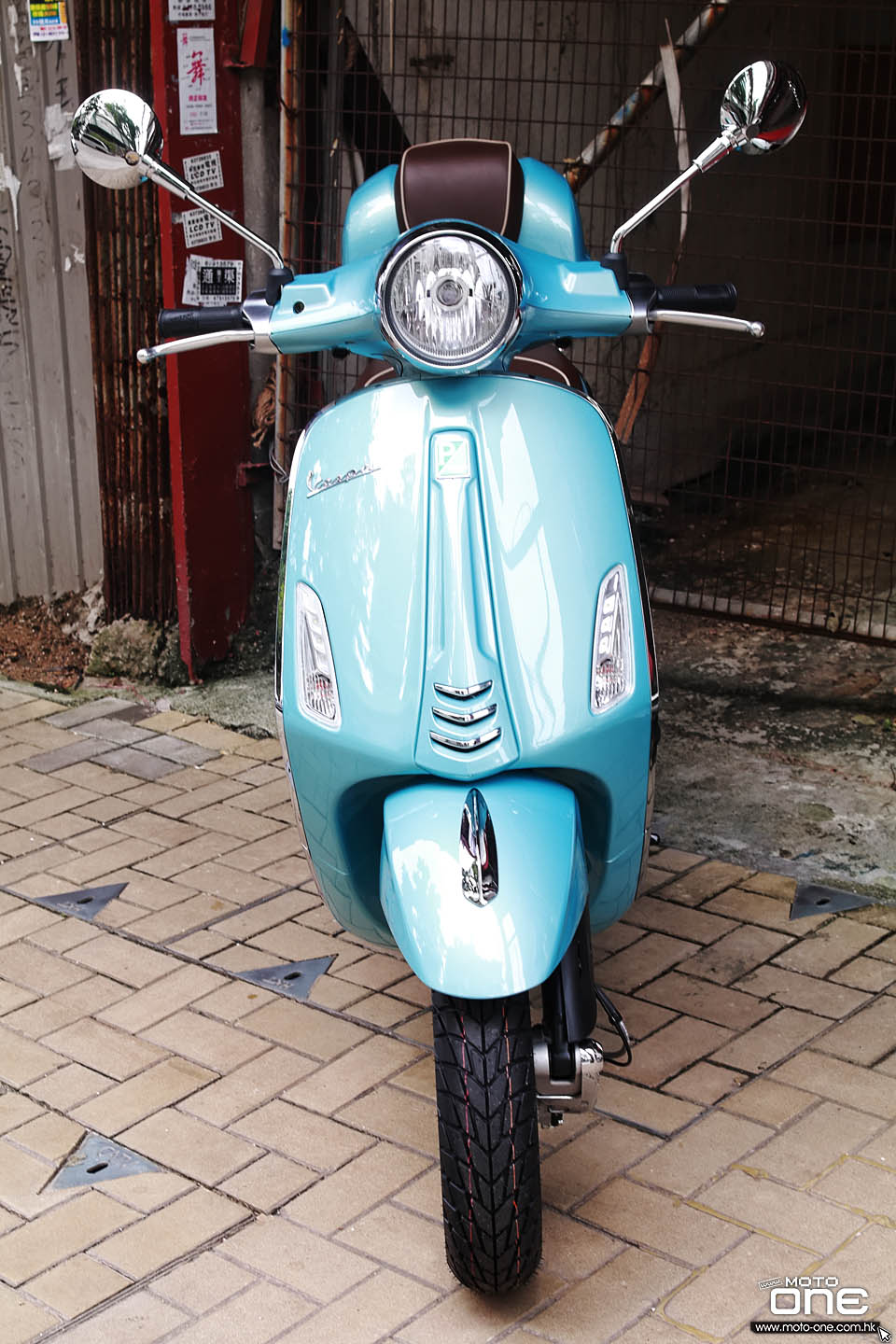 MY16 Vespa Primavera 150