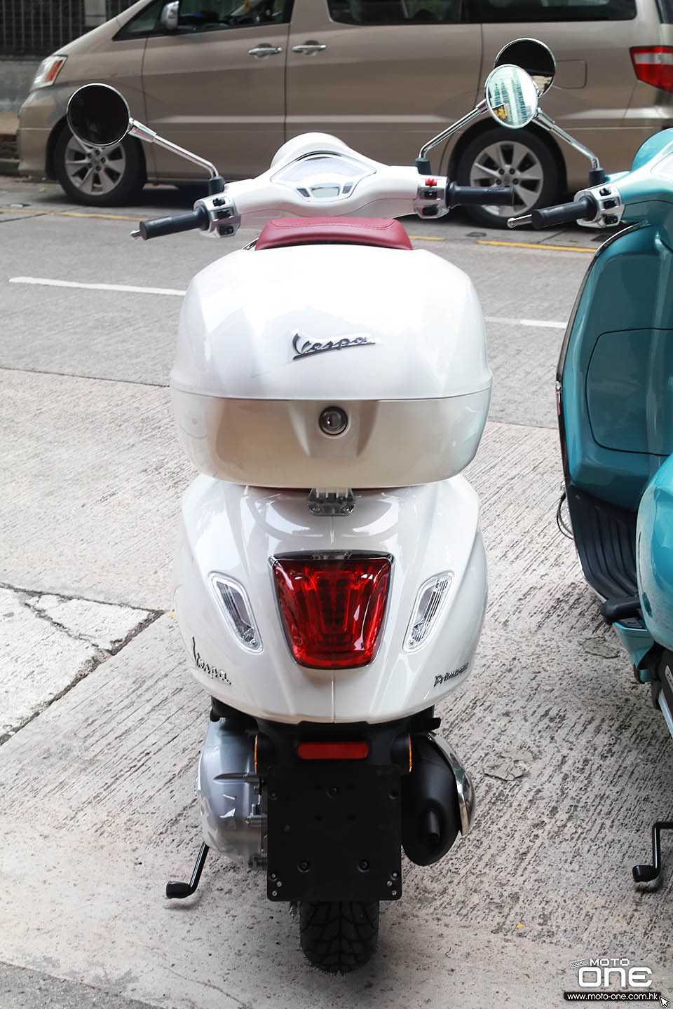 MY16 Vespa Primavera 150