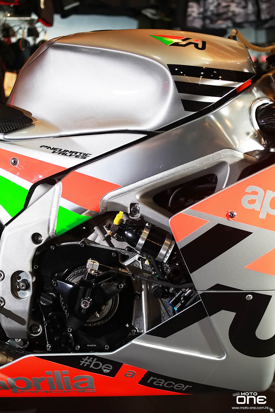 2017 APRILIA RSV4 FW GP