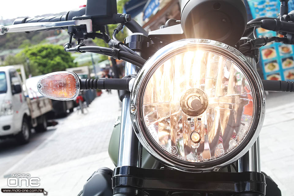 2017 Moto Guzzi V7 III Stone