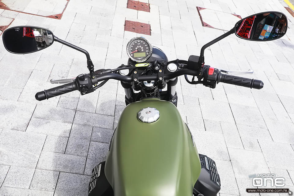 2017 Moto Guzzi V7 III Stone