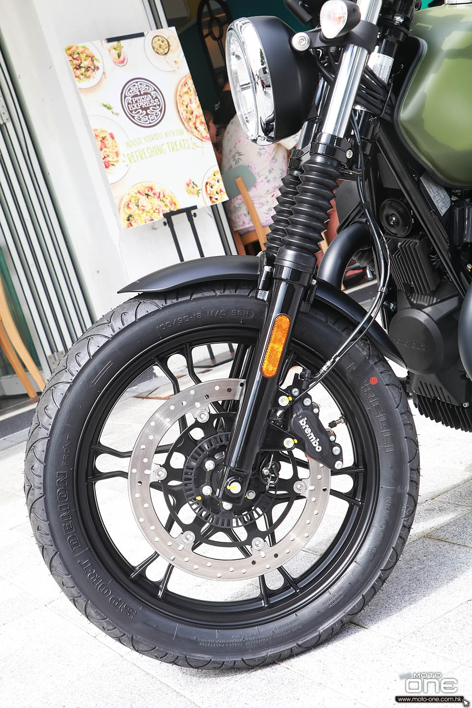 2017 Moto Guzzi V7 III Stone