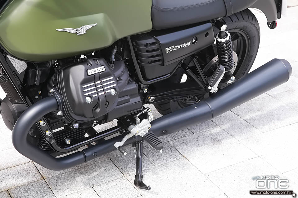 2017 Moto Guzzi V7 III Stone