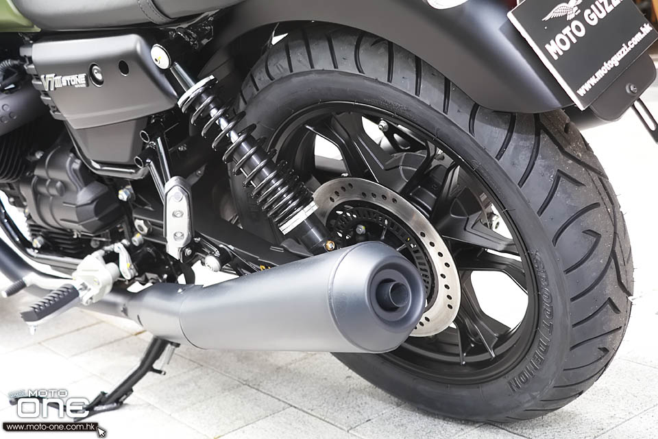 2017 Moto Guzzi V7 III Stone