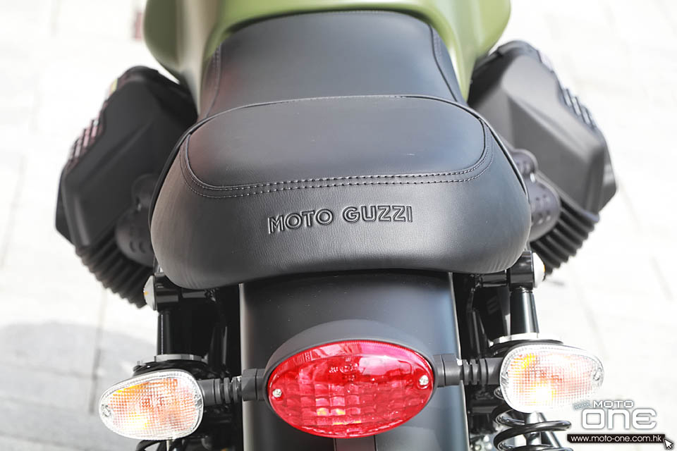 2017 Moto Guzzi V7 III Stone