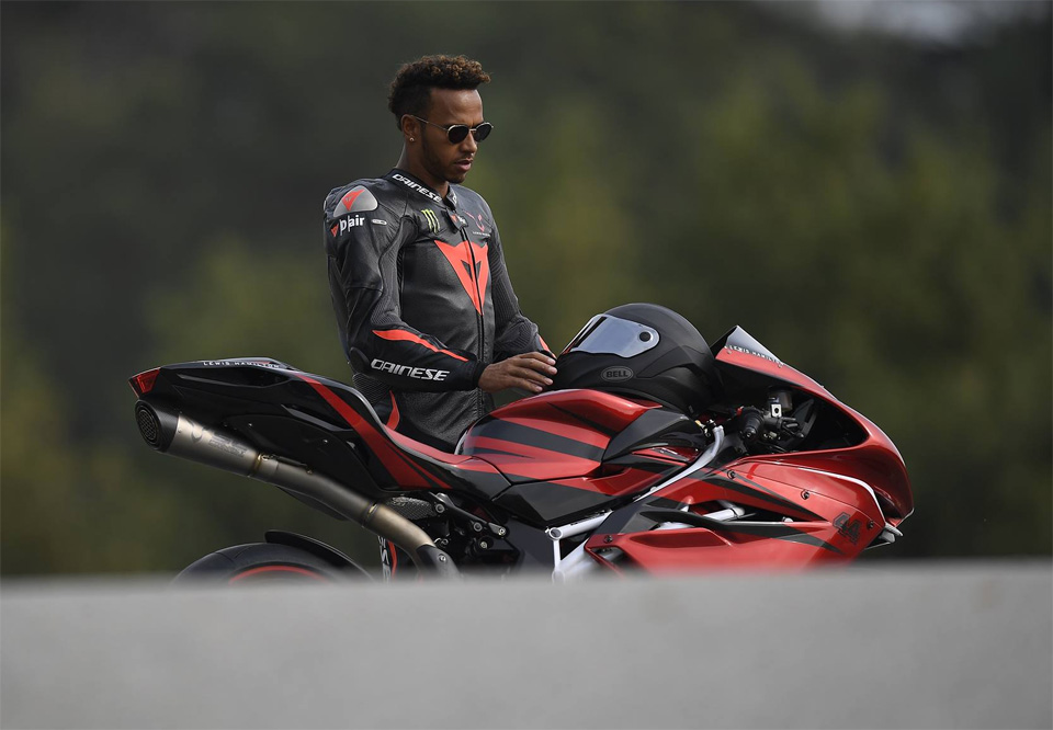 2017_mv agusta F4 Lewis Hamilton