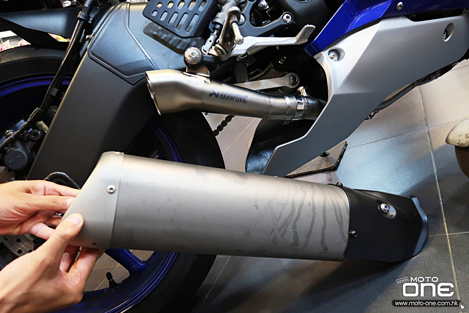 AKRAPOVIC 2017 YAMAHA R6 MEGAPHON