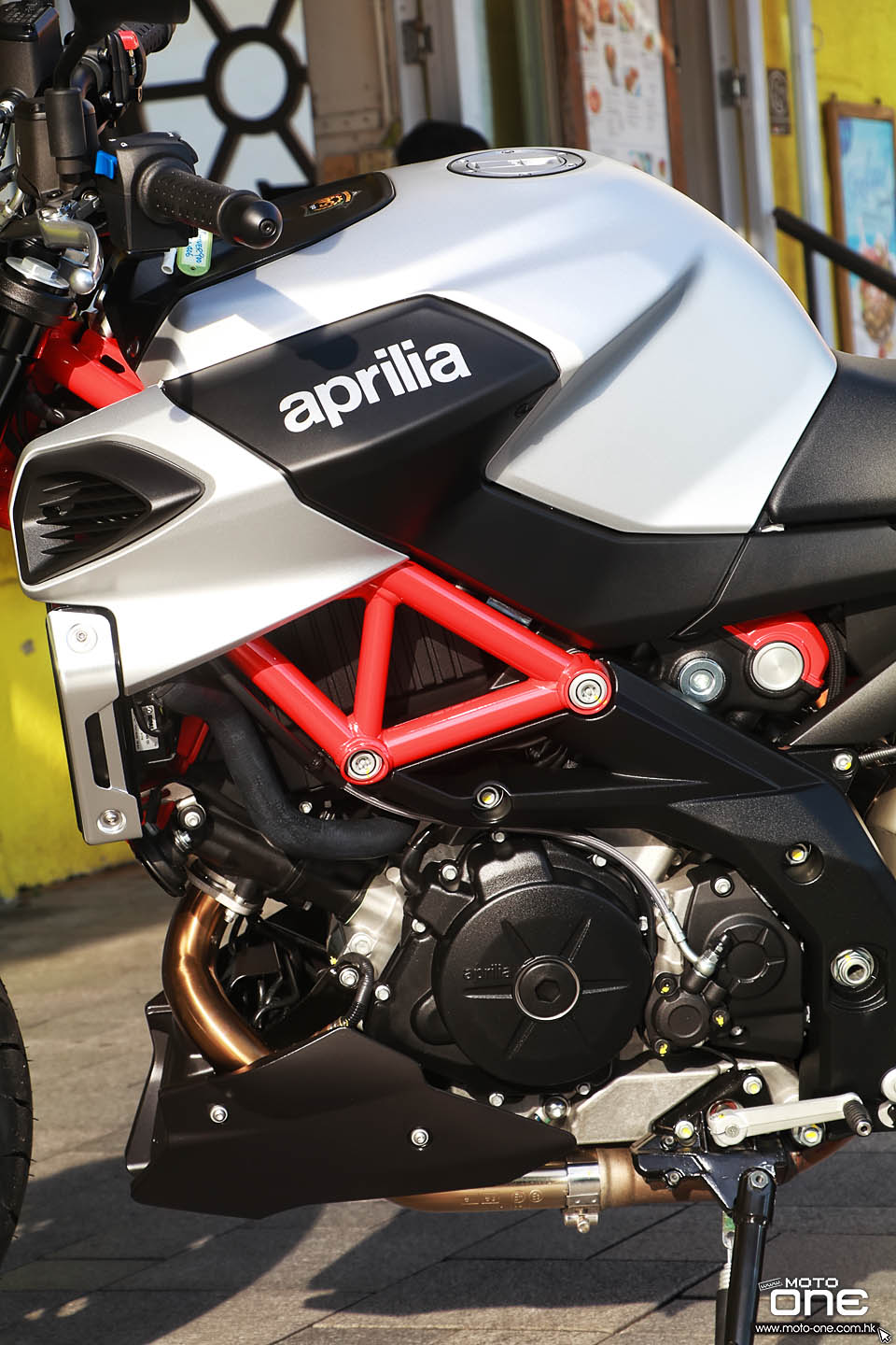 2017 APRILIA SHIVER 900