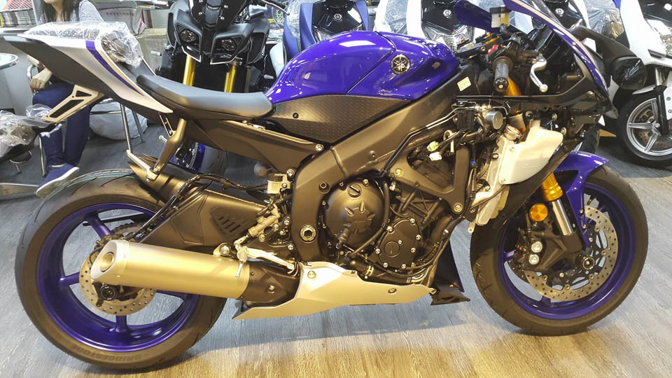 2017 SILVERSTAR YAMAHA YZF-R6