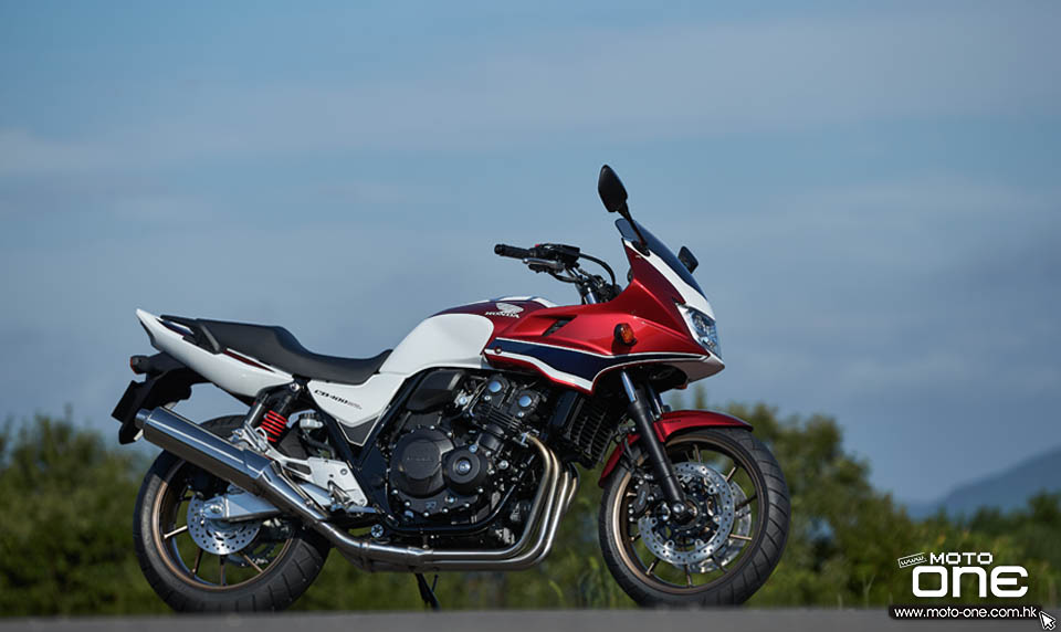 2018 HONDA CB400