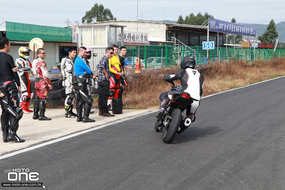 kawasaki ninja 300