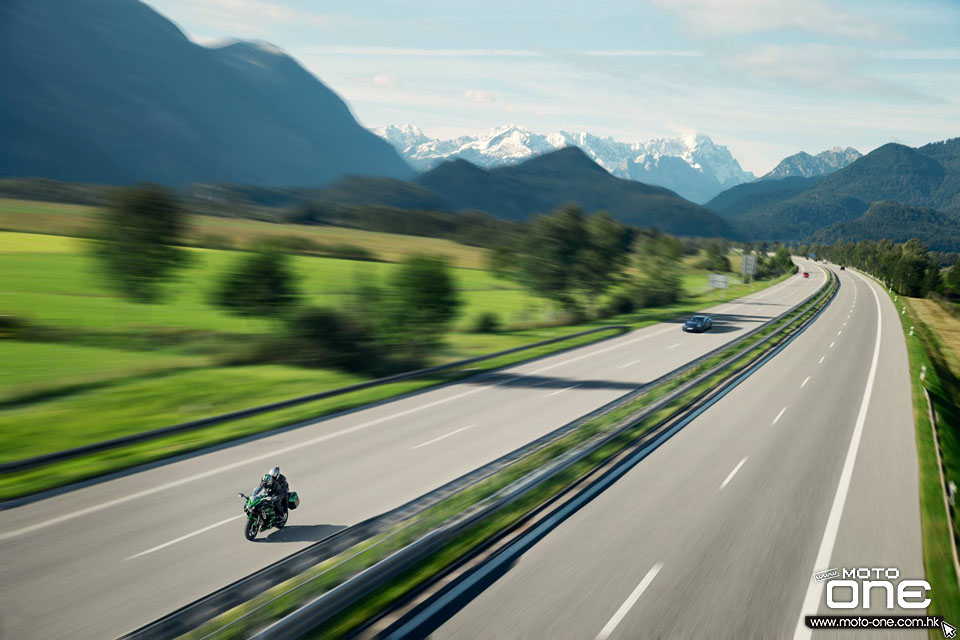 2018 KAWASAKI Ninja H2 SX SE