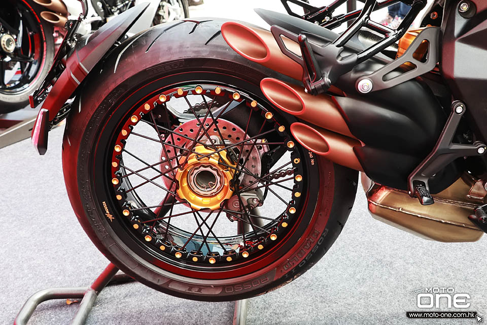 2018 MV Agusta Brutale Dragster 800 RR