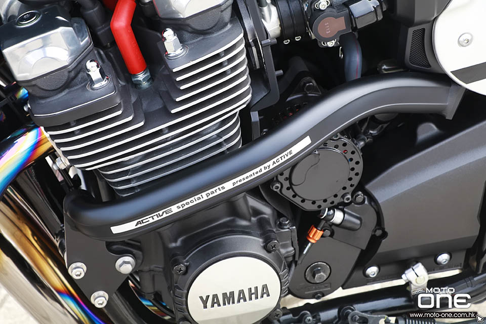 2017 AHLAM YAMAHA XJR1300