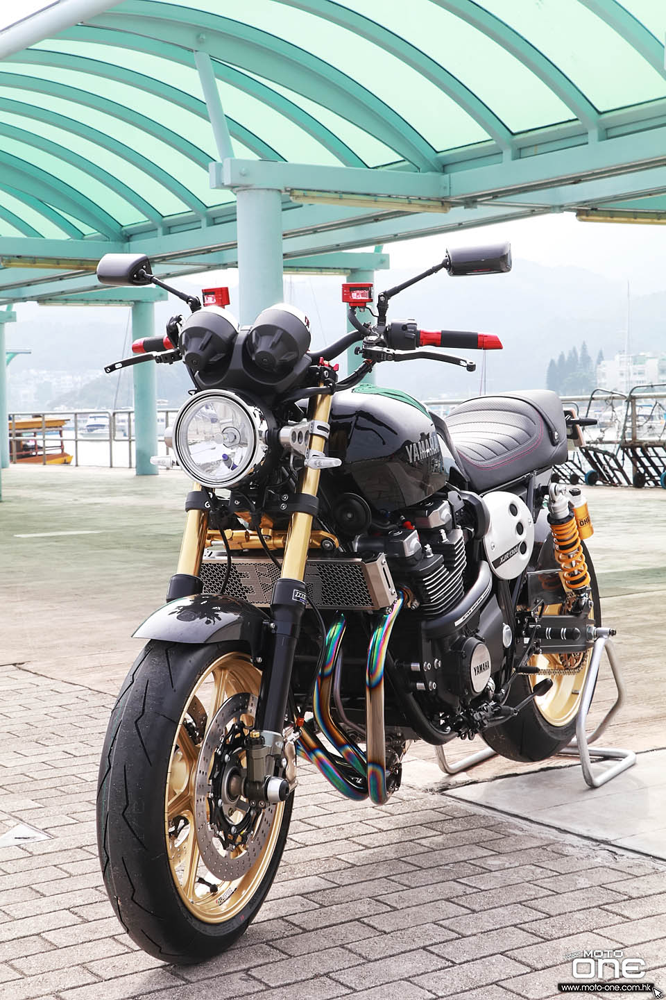 2017 AHLAM YAMAHA XJR1300