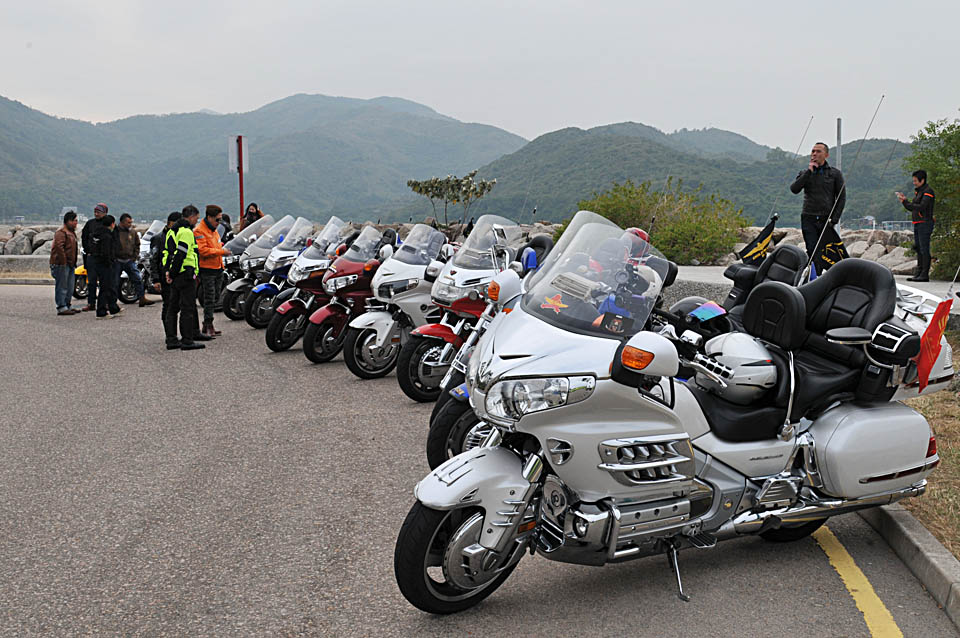 2017 GOLDWING RIDING