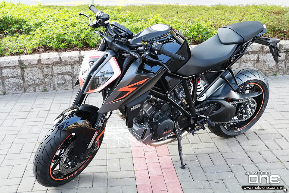 2017 KTM 1290 Super Duke R