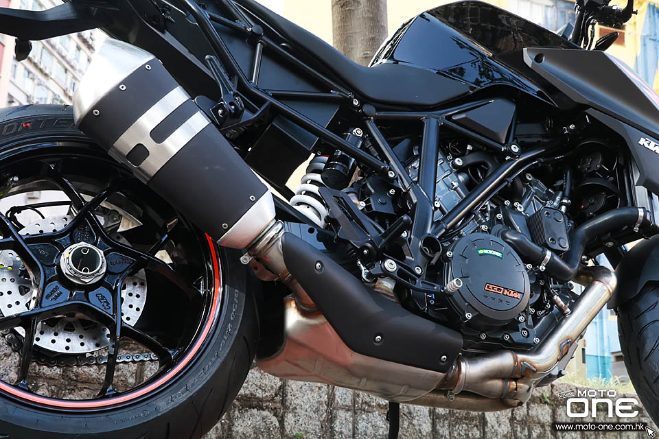 2017 KTM 1290 Super Duke R