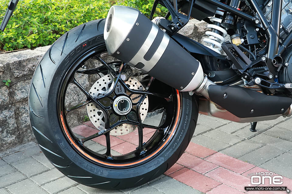 2017 KTM 1290 Super Duke R
