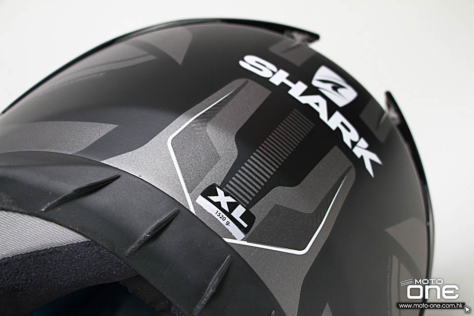 2017 Shark Spartan Carbon