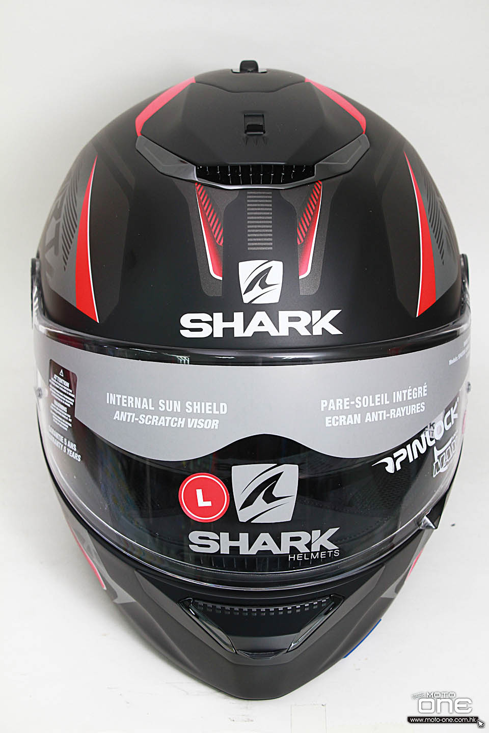 2017 Shark Spartan Carbon