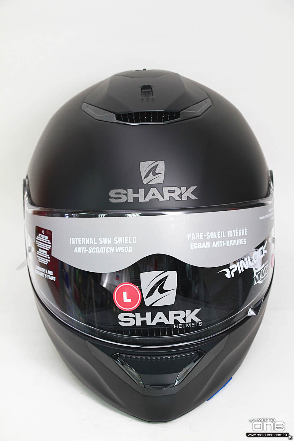 2017 Shark Spartan Carbon