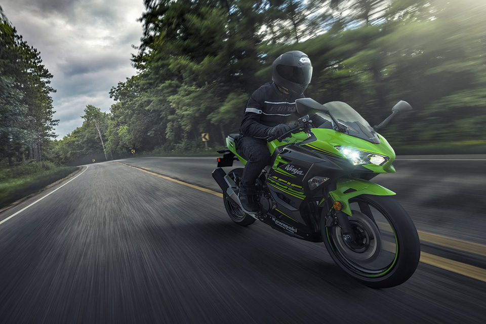 2018_kawasaki ninja 400