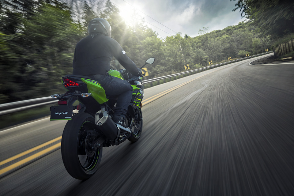 2018_kawasaki ninja 400