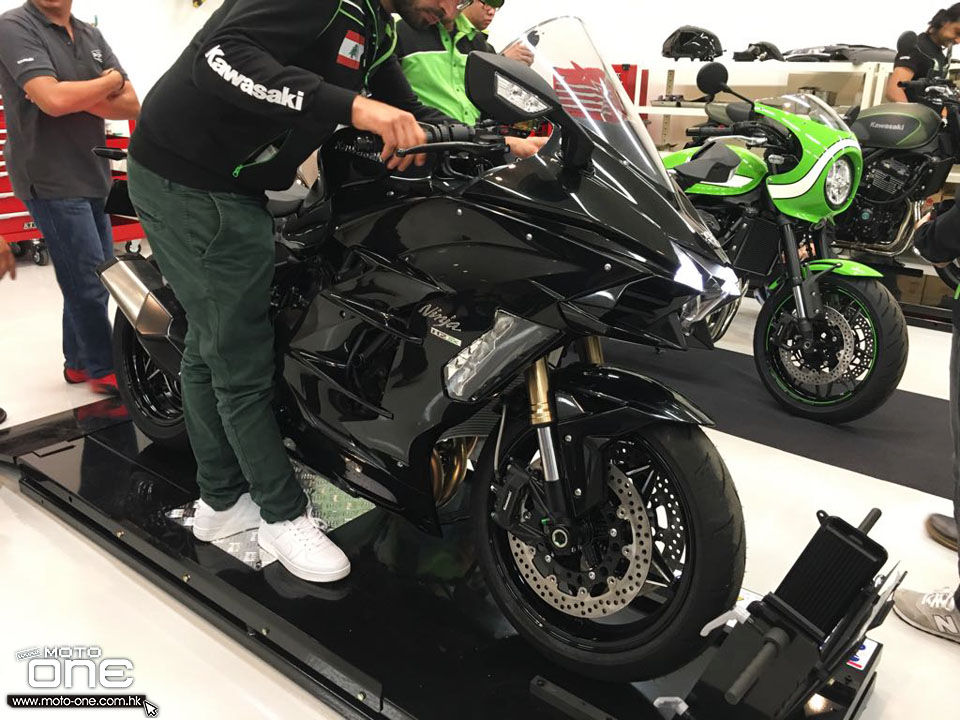 2018 KAWASAKI TRAINING COURSE