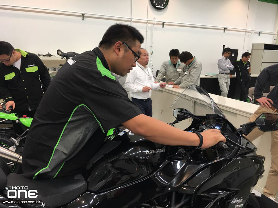 2018 KAWASAKI TRAINING COURSE