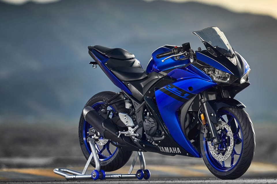 2018 YAMAHA YZF-R3